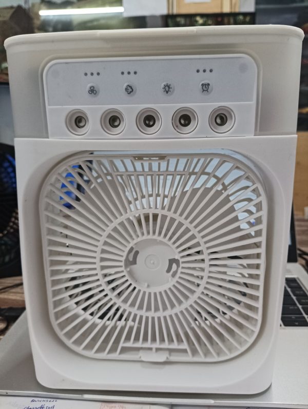 Small Mini Cooling Fan 5 Spray