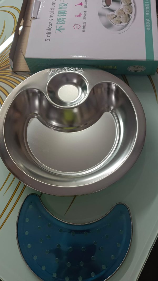 Momos plate